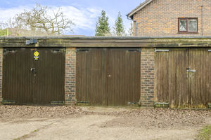 Photo 16- click for photo gallery